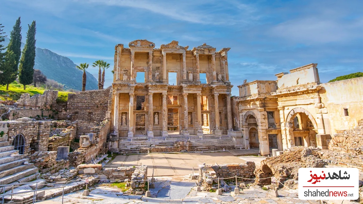 The Library of Celsus in Ephesus, İzmir