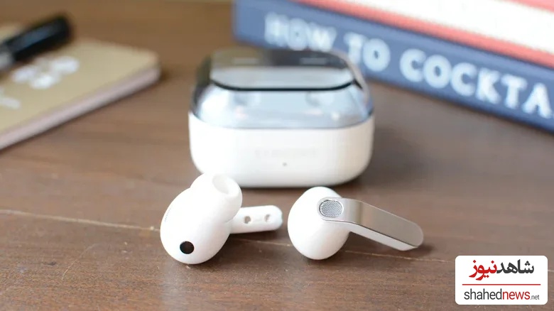 wireless earbuds