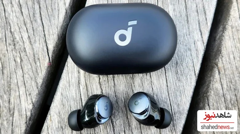 wireless earbuds