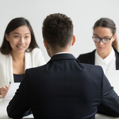 10 Brilliant Tips to Overcome the Fear of Job Interviews!