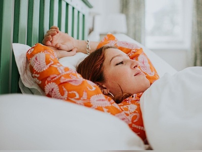 Eating Close to Bedtime? 5 Simple Tricks for Deeper, Better Sleep