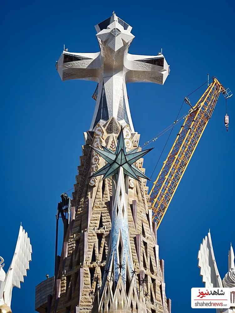 Detail of the Tower of Jesus in the Sagrada Familia. Jesús Maturana