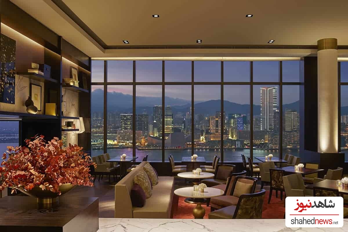 Grand Club Lounge at HK Grand Hyatt.