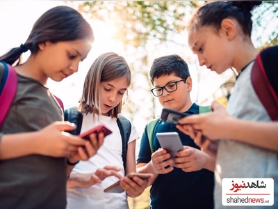 More Social Media, Worse Grades: A Troubling Finding for Parents