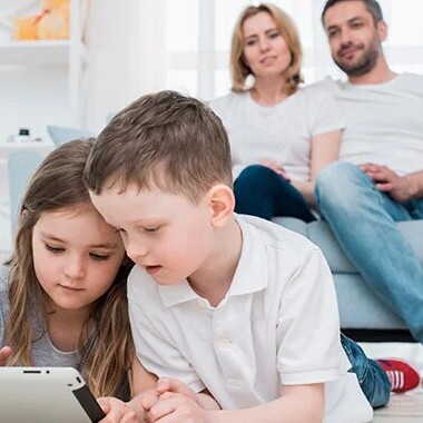 10 Golden Tips for Parenting in the Digital Age