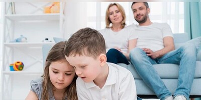 10 Golden Tips for Parenting in the Digital Age