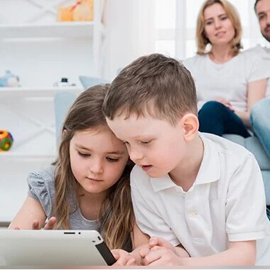 10 Golden Tips for Parenting in the Digital Age