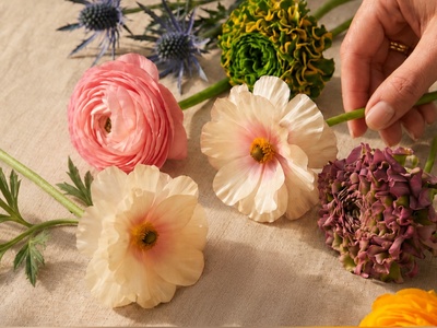 How to Make Cut Flowers Last Longer: Expert Tips That Really Work