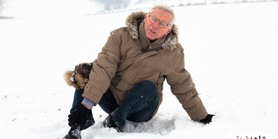 How Can We Walk Safely on Snowy Days Without Slipping?