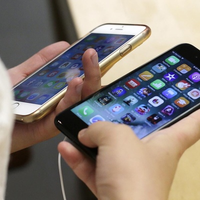 Don’t Throw Away Your Old iPhone Yet: 5 Reasons to Keep It