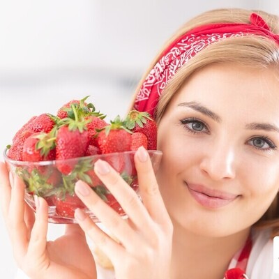 Amazing Benefits of Strawberries for Skin and Hair