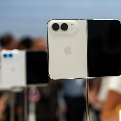 iPhone Duo Hands-On: Is This Apple’s Biggest Leap in a Decade?